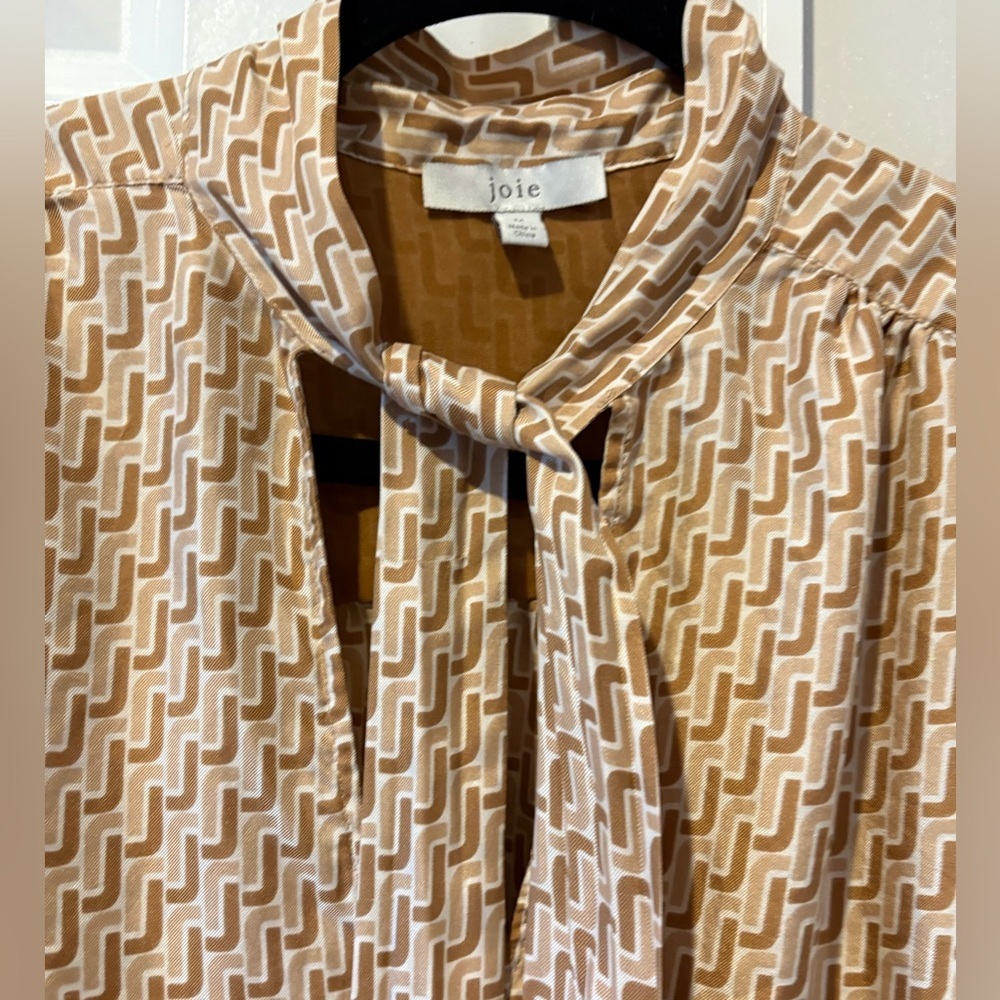 Joie Joslin Silk Printed Blouse in Oak - Picture 4 of 12